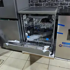Hisense 15 Place Freestanding Dishwasher (Model Hs623e90x).