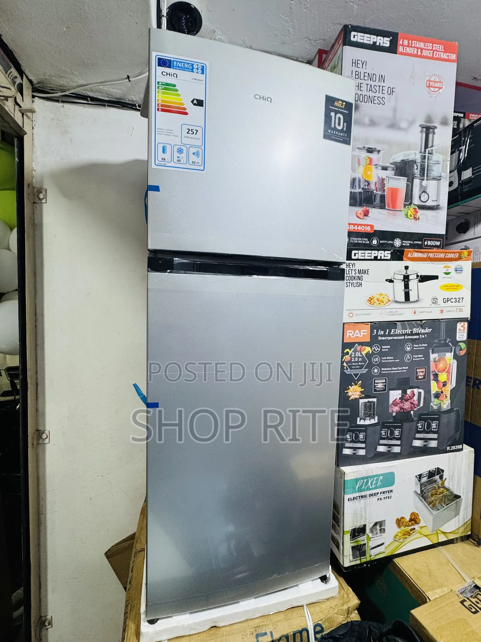 Chiq 180 Liters Double Door Refrigerator
