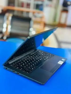 Laptop Dell Latitude 7400 8GB Intel Core I7 SSD 256GB