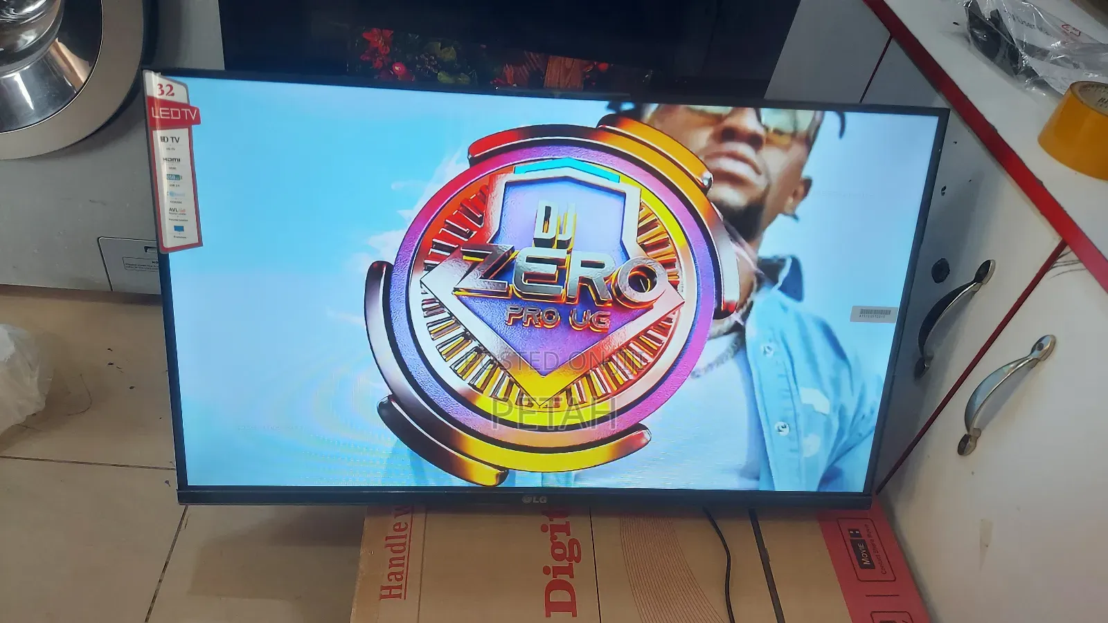 Lg Led Digital 32" Flat Screen