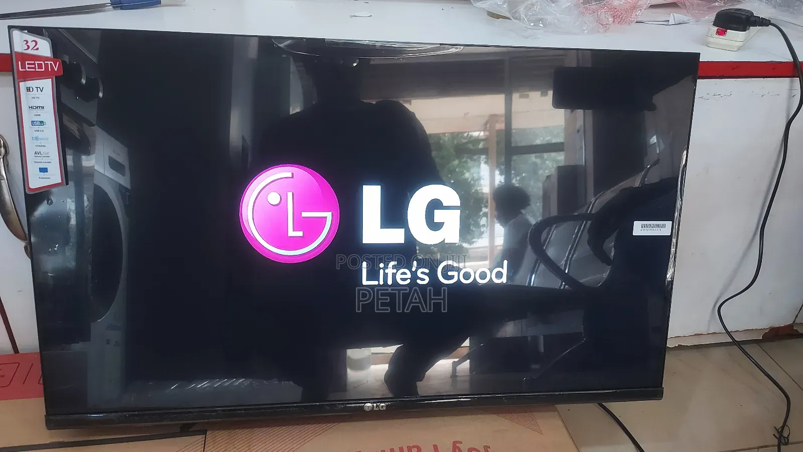 Lg Led Digital 32" Flat Screen