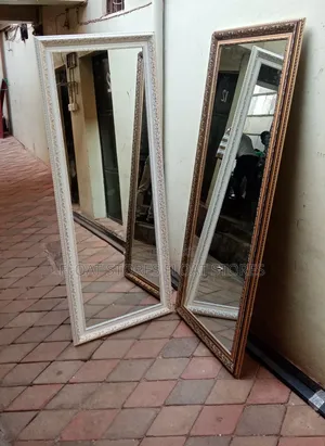 Dressing Mirror (117)