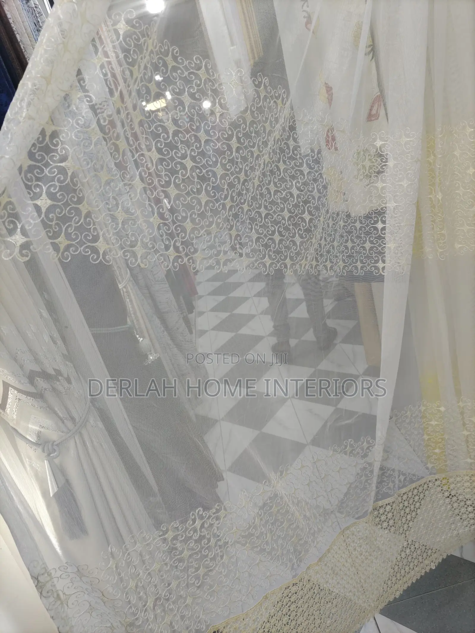 Curtain Nets/Curtain Nets