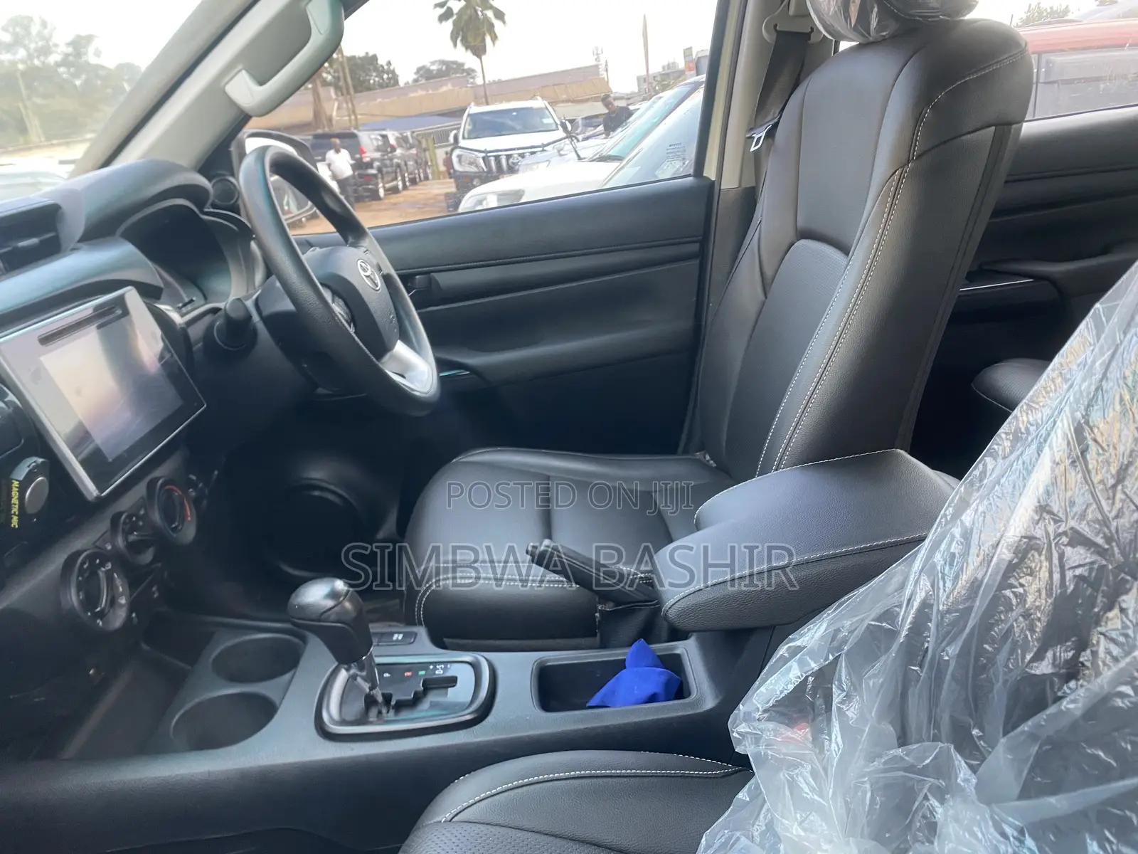 Toyota Hilux 2018 White