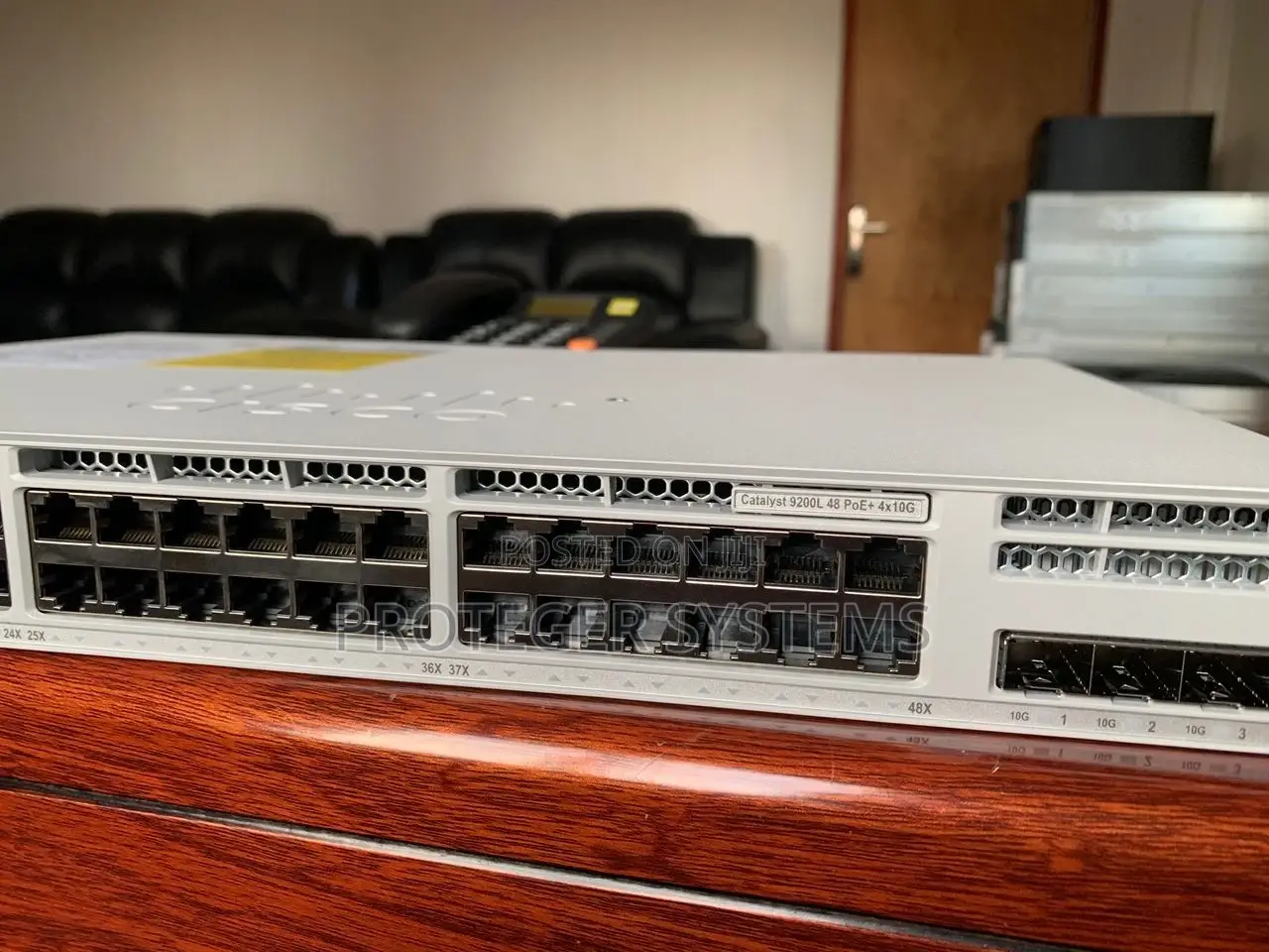 Cisco C9200l 48-Poe+-4x-E Network Switch