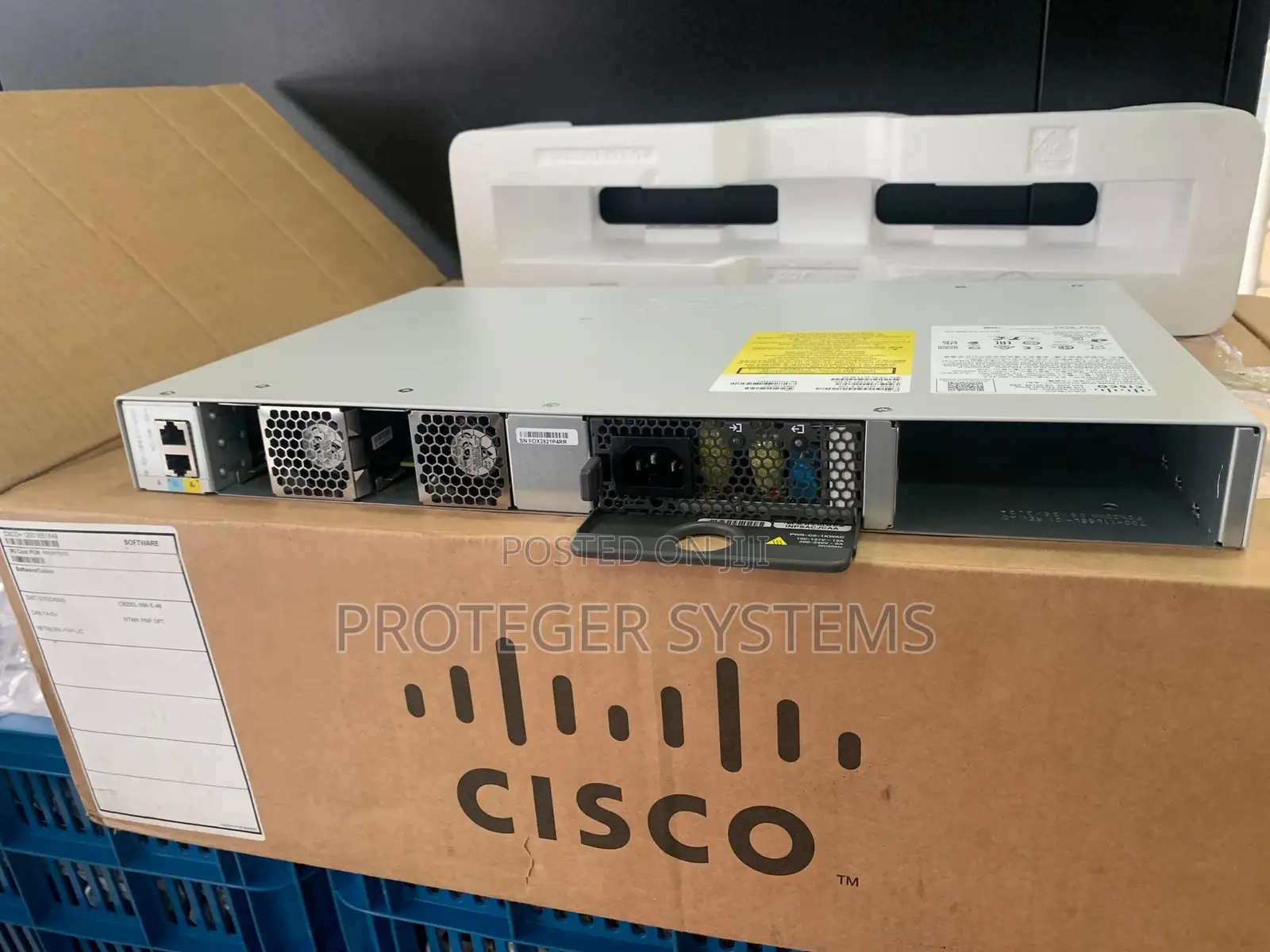Cisco C9200l 48-Poe+-4x-E Network Switch