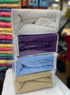 6x6 Waterproof Mattress Protector Full-fitted Cover -color Varies