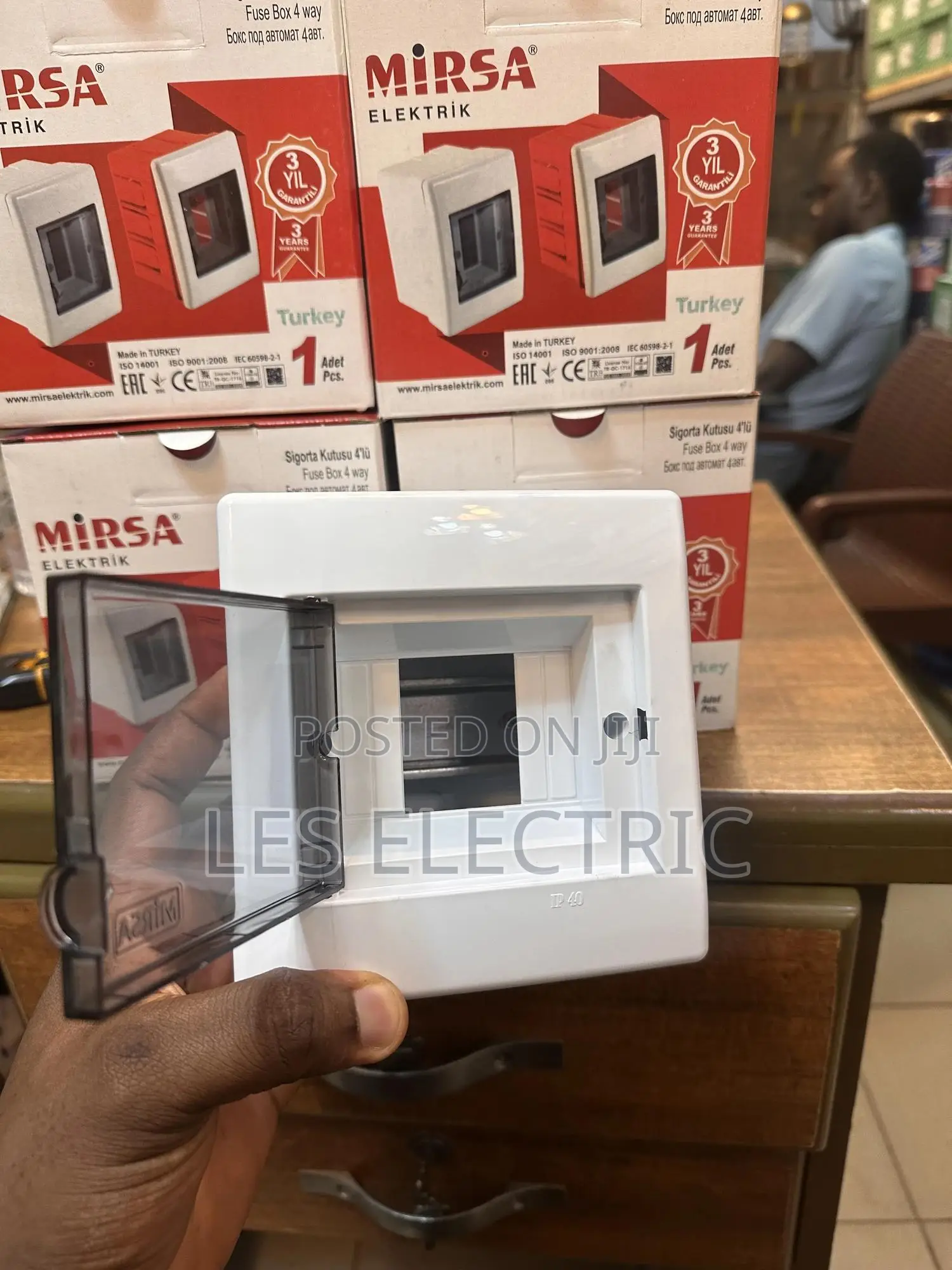 2way Plastic Breaker Box