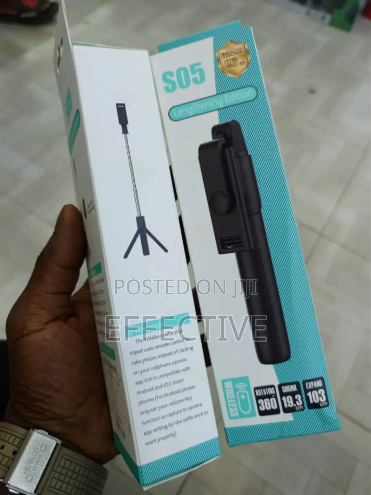 S05 Wireless Selfie Stick Tripod