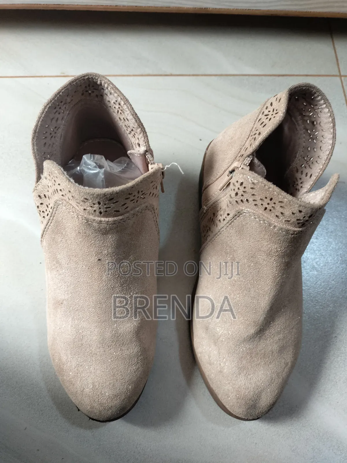 Used Size 30 Boots