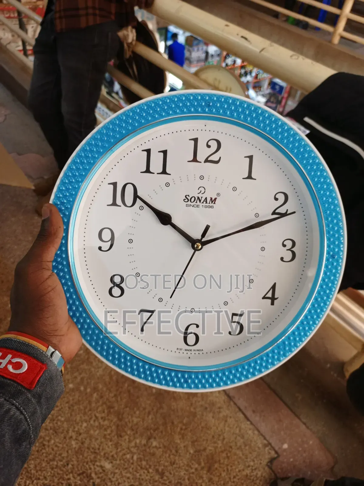 Sonam Quartz Clock