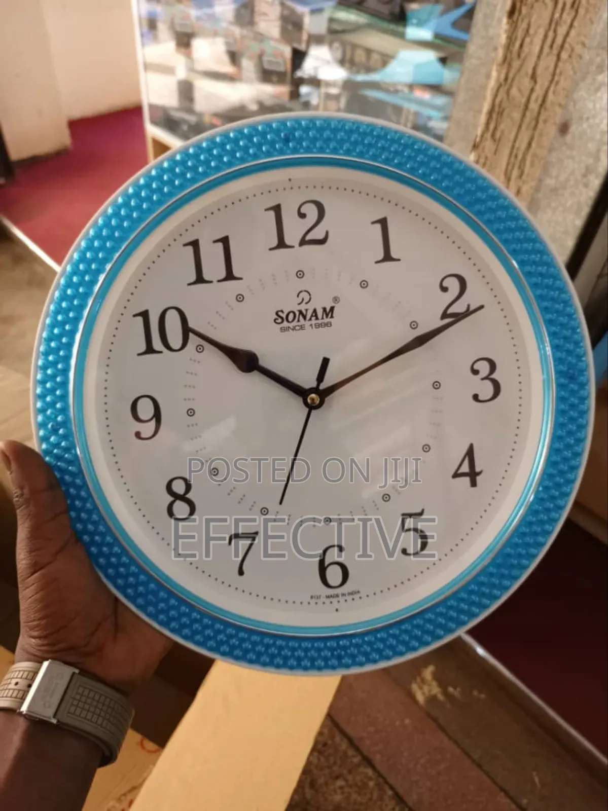 Sonam Quartz Clock