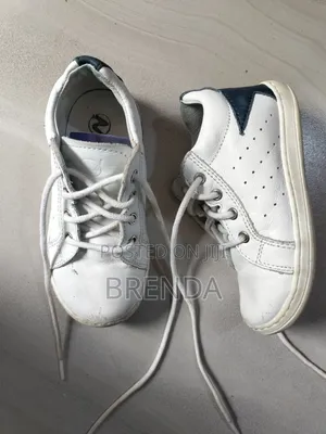 Used Size 24 White Naturino Shoe