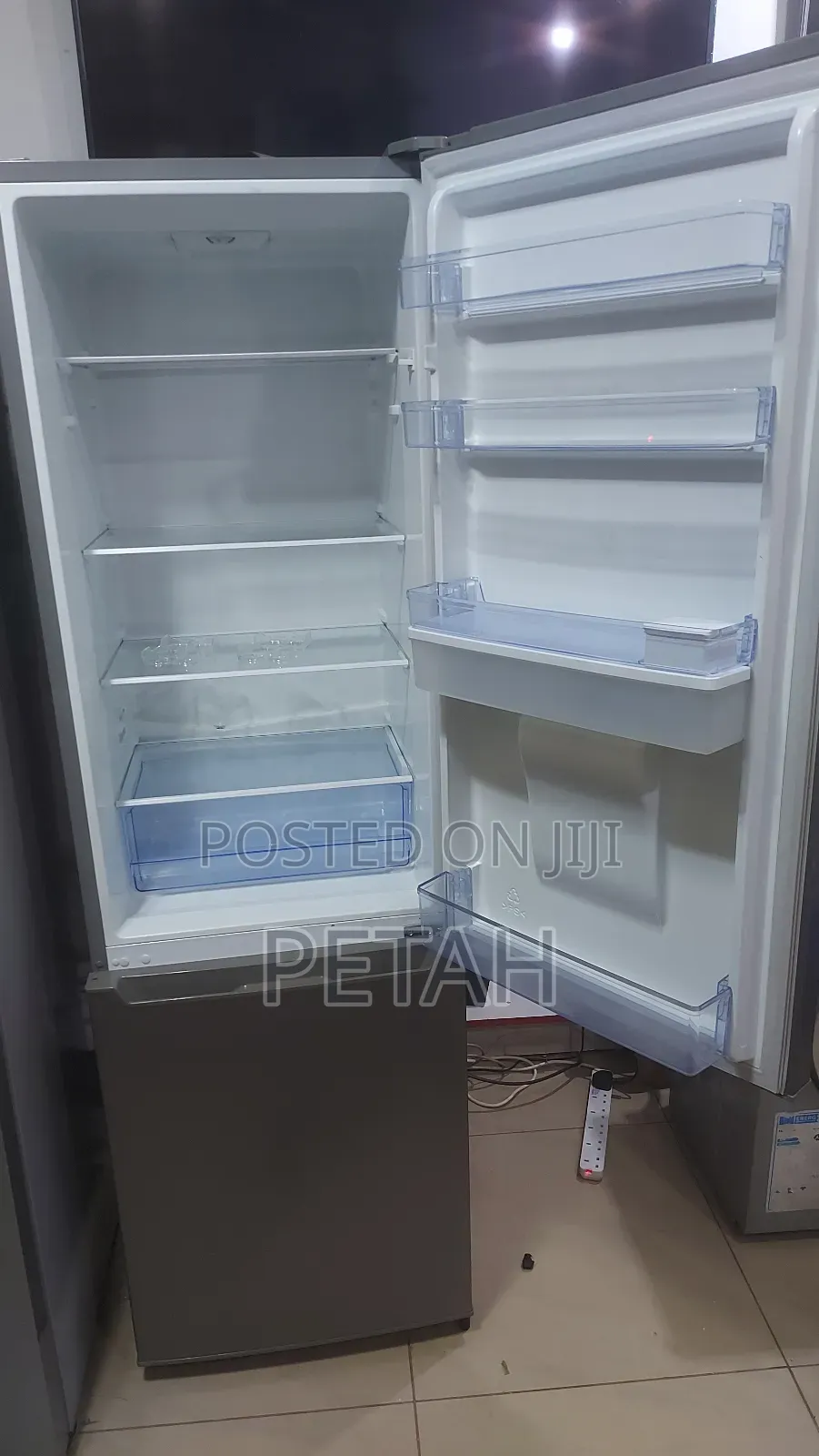 Hisense 341l Double Door With Dispenser