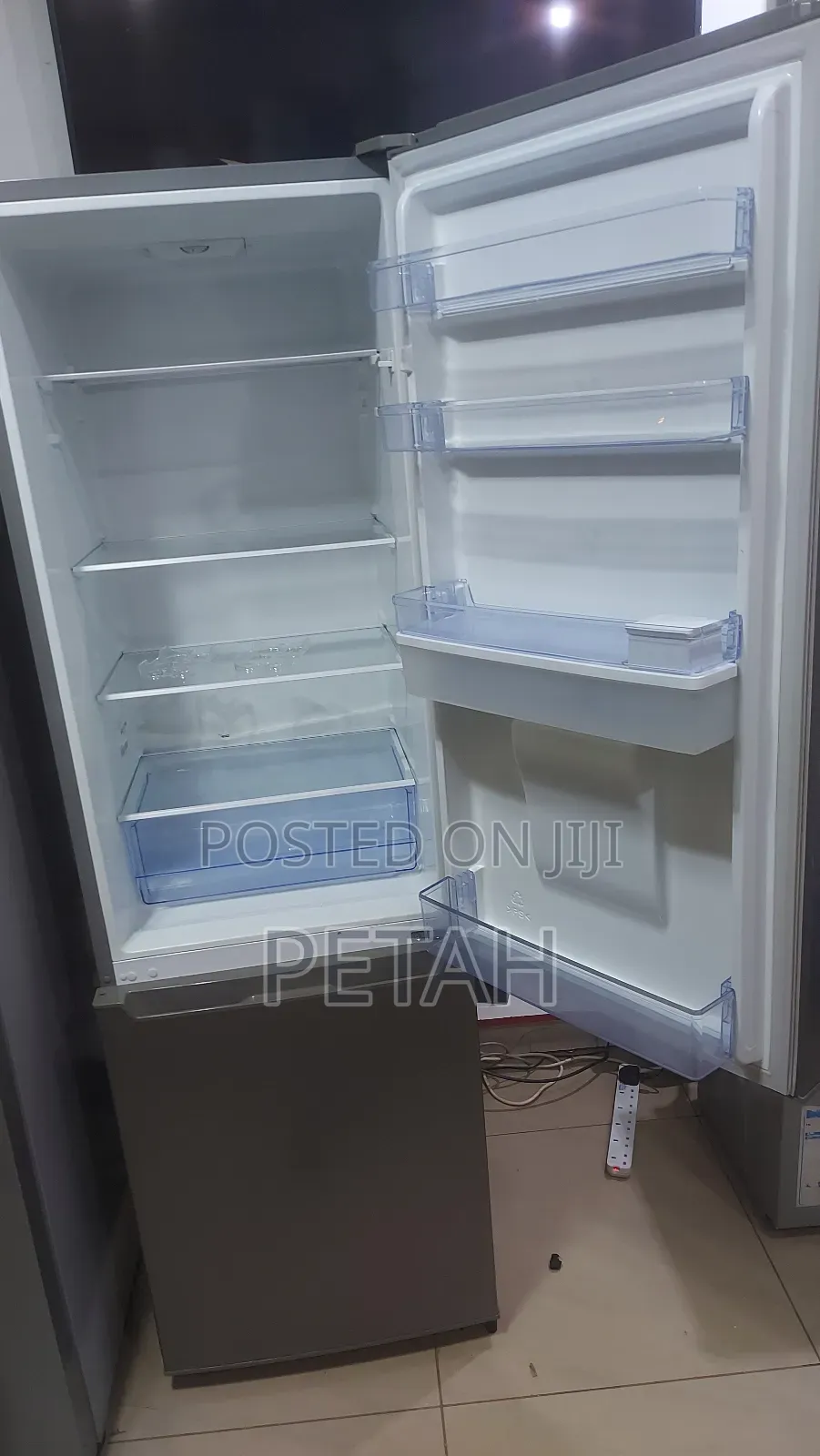 Hisense Fridge Double Door 341l