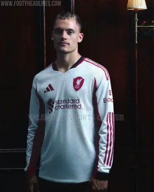 Big Long Liverpool Jersey New Season Original Player Vision