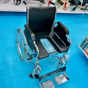 High Quality Manual Foldable Commode Chair With Wheels