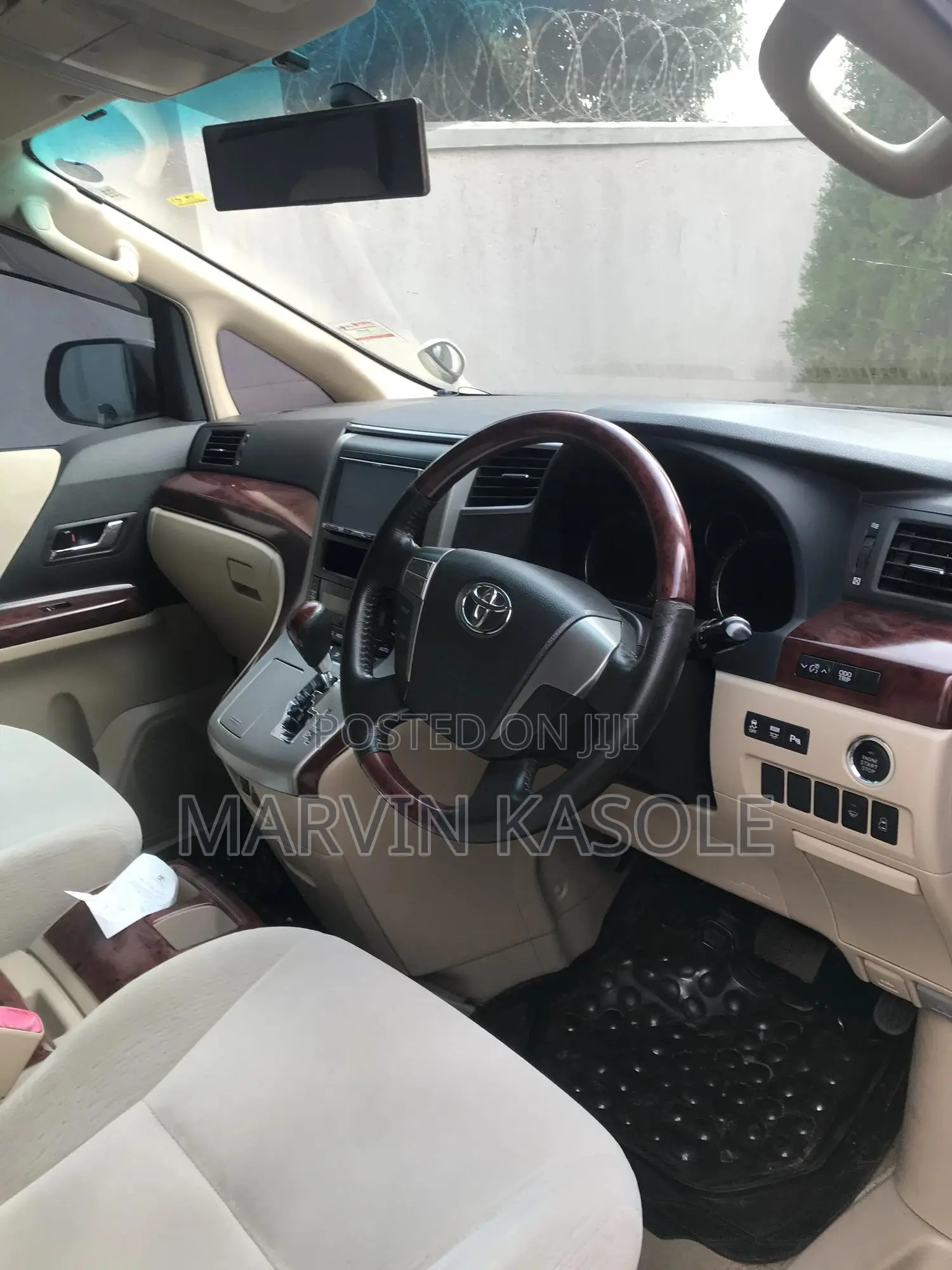 Alphard for Hire