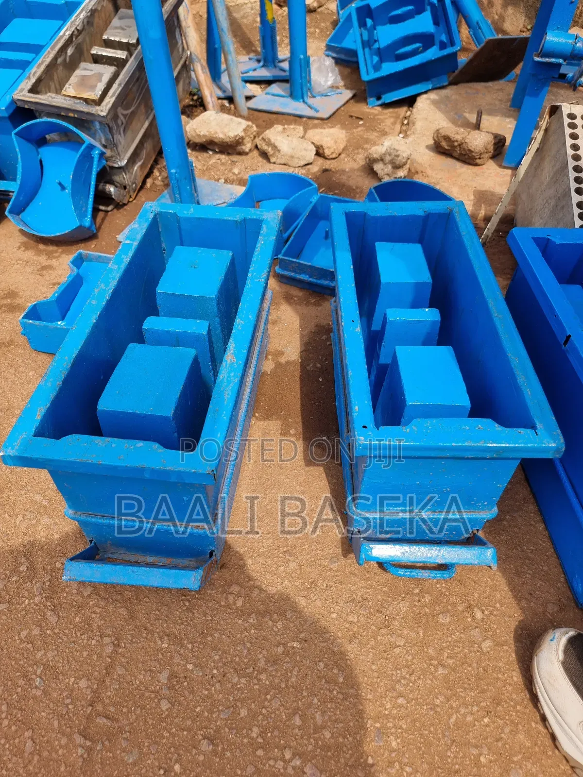 Genuine Moulds /Concrete Blocks