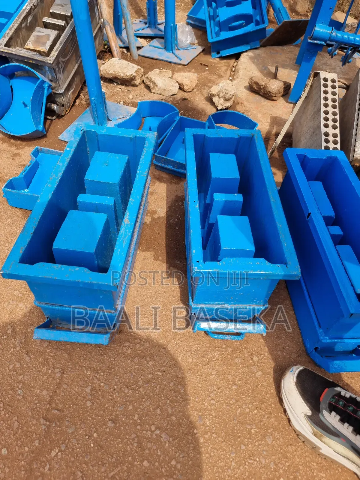 Genuine Moulds /Concrete Blocks