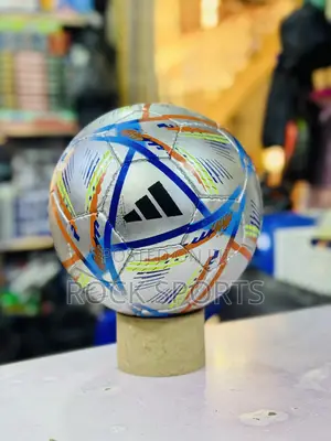 Futsal Adidas (Size-4)