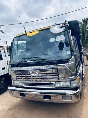 Hino Dumper J08c Engine Well Maintained