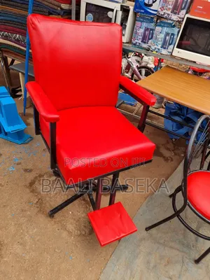 Exclusive Men's Salon Chair/Affordable