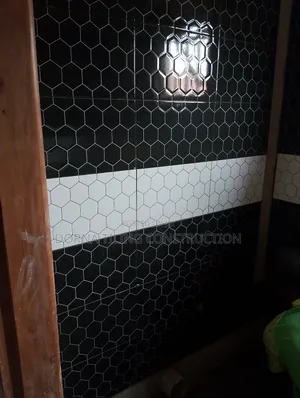 Tile Arrangement