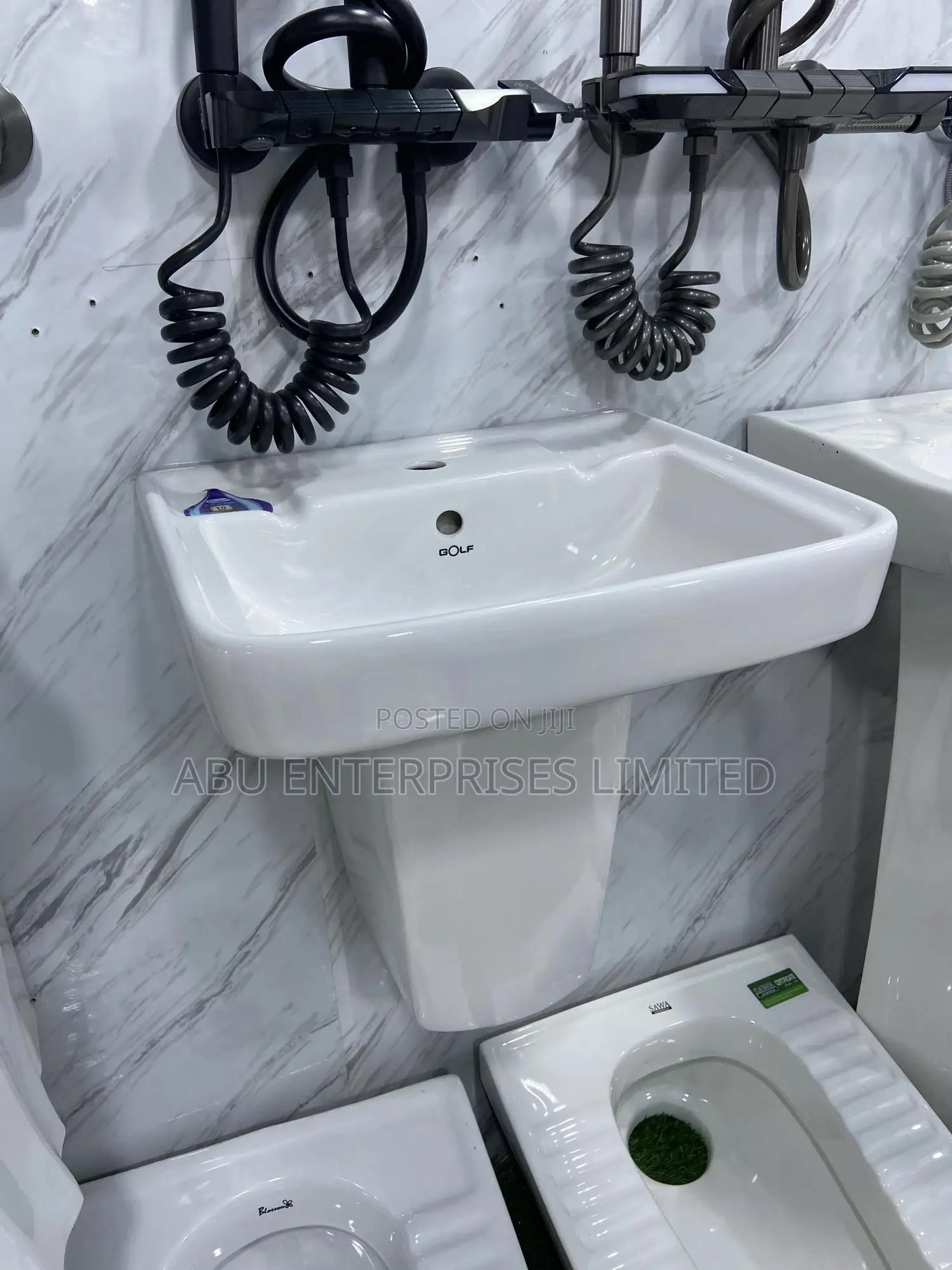Wash Hand Basin With Half Pedal