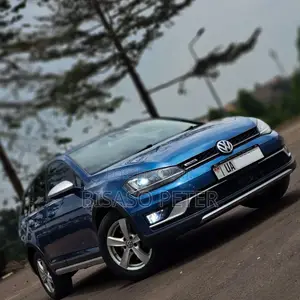 Volkswagen Golf 2016 Blue