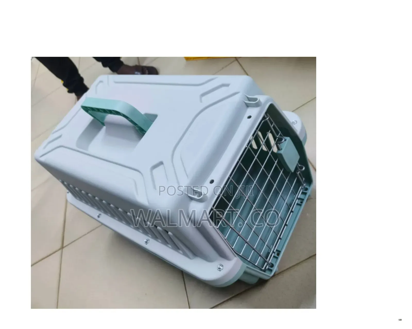Plastic Pet Carriers