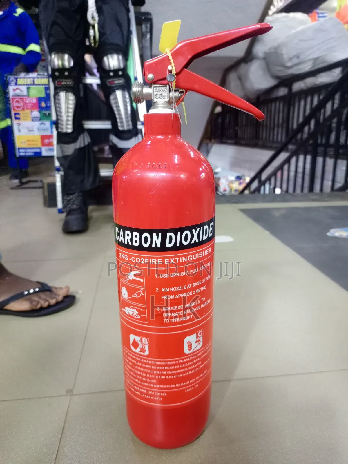 2kg Carbon Dioxide (Co2) Fire Extinguisher.
