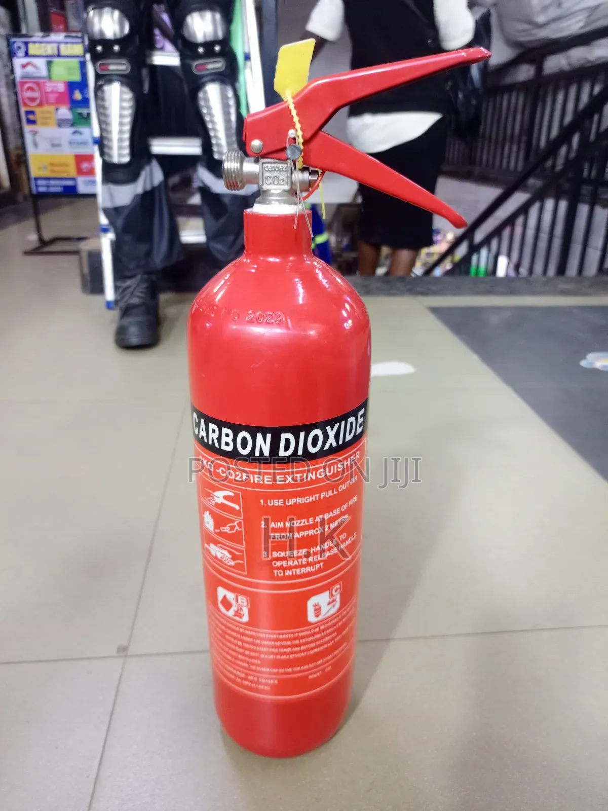 2kg Carbon Dioxide (Co2) Fire Extinguisher.