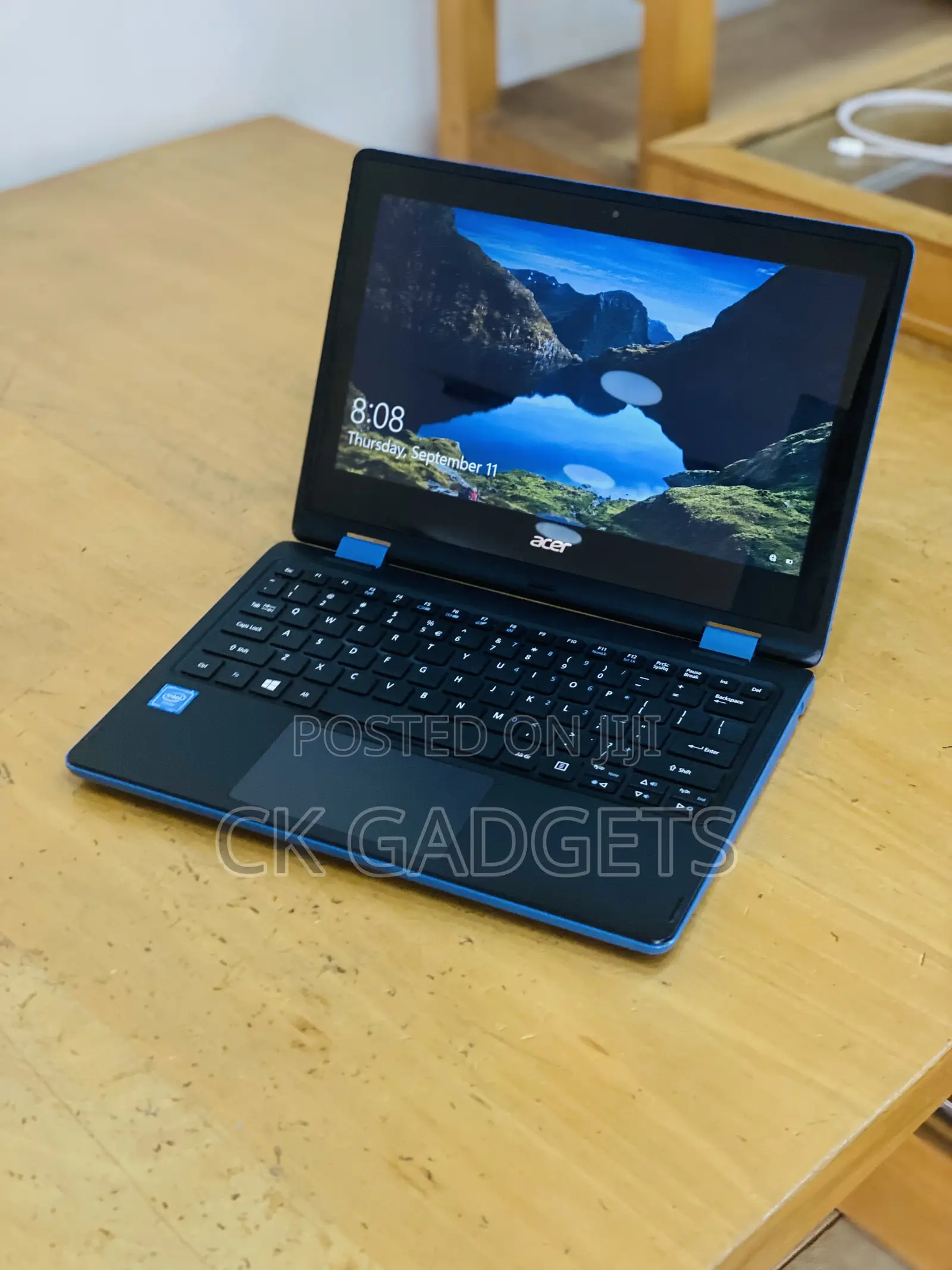 New Laptop Acer Aspire R3-131t 4GB Intel Celeron HDD 500GB