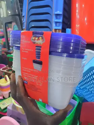 800mls Same Size Plastic Food Storage Containers
