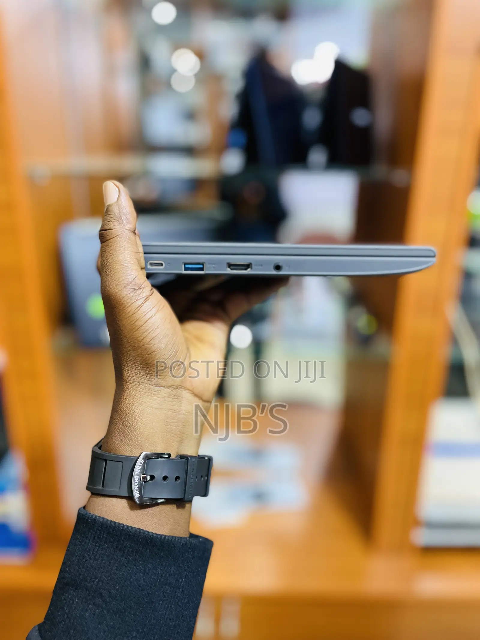 Laptop Lenovo 100e 4GB Intel Celeron eMMC 128GB