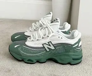 Original Green/White New Balance 1000 Sneakers