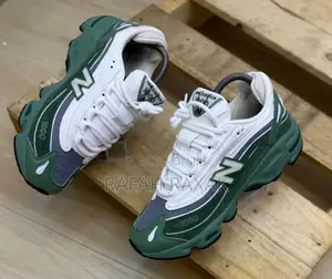 New Balance 1000 White/Green Sneakers