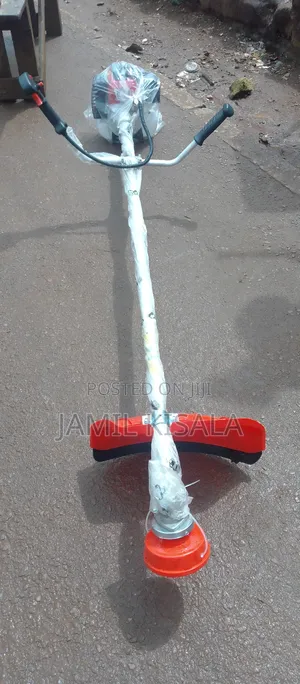Yanaka Brush Cutter
