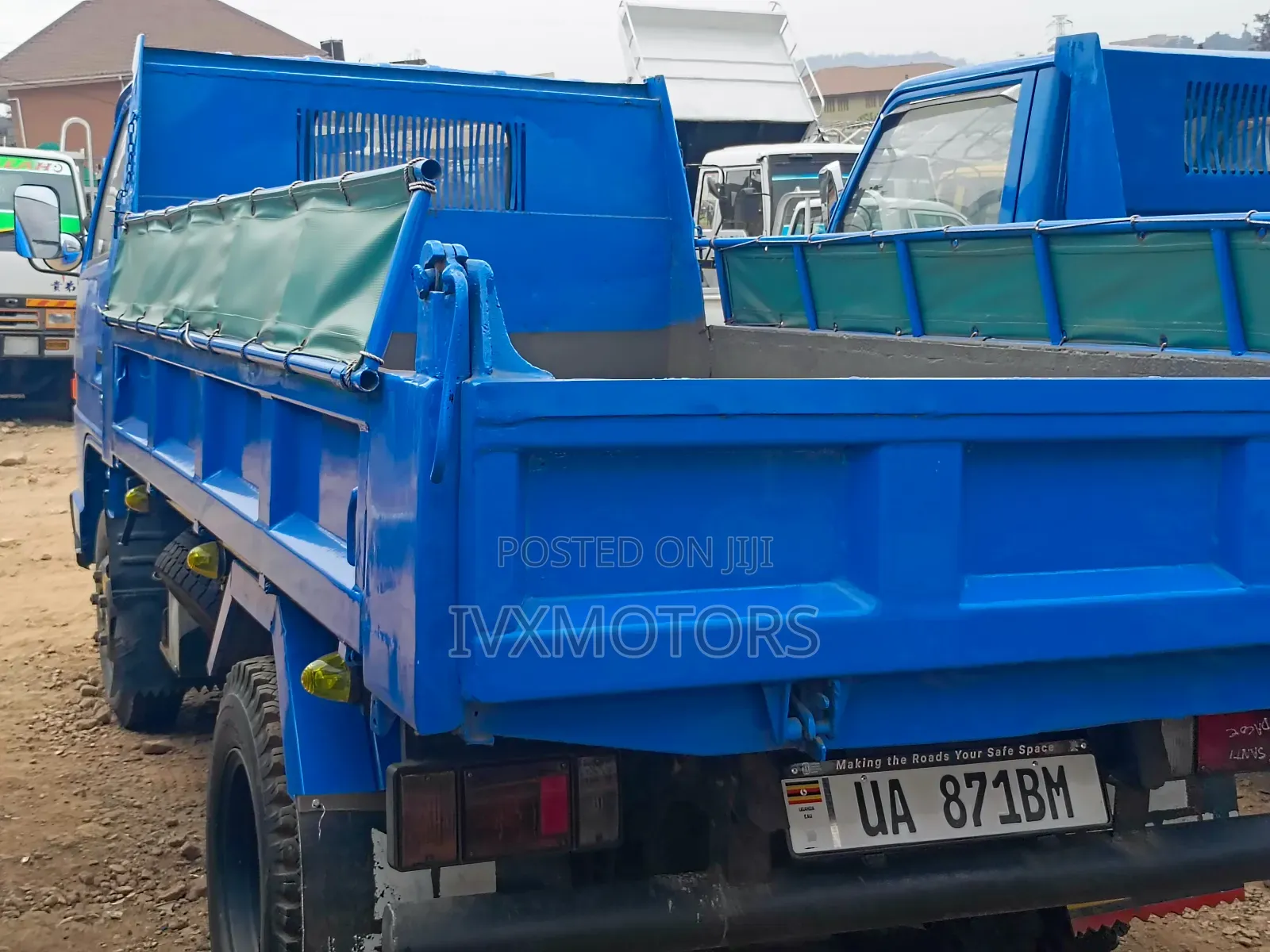 Isuzu Elf Tipper