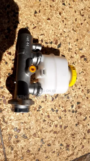 Subaru Forester Sh5 Master Cylinder