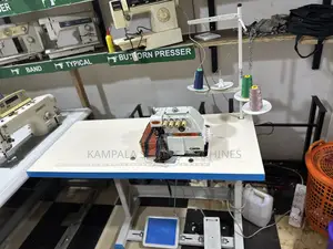 Japan Made Industrial Overlock Sewing Machine With New Accessories