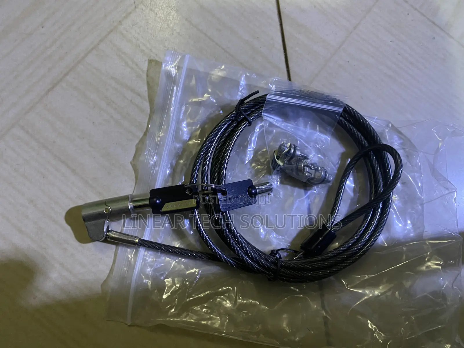 Universal 3-in-1 Keyed Laptop Lock