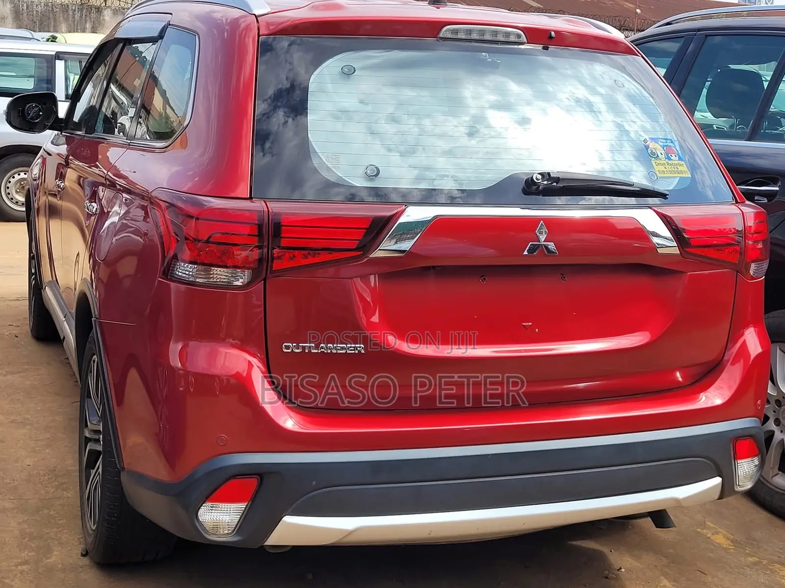 Mitsubishi Outlander 2016 Red