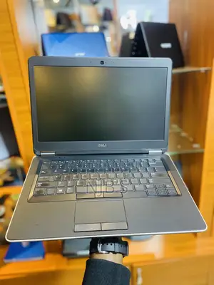Laptop Dell Latitude 7440 8GB Intel Core i5 SSD 256GB