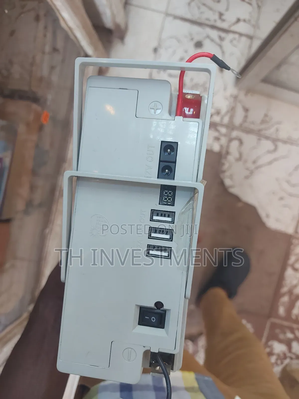 Solar Gel Battery
12v 20ah/10hr Charge Controller Usb and Display