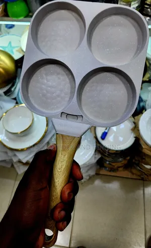 Frying Pan With 4-Hole Nonstick