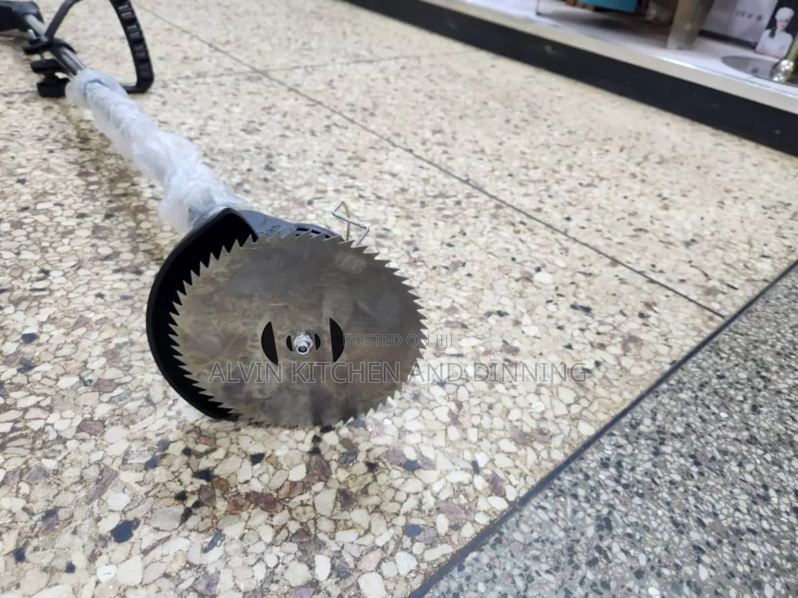 Grass Trimmer or Grass Cutter