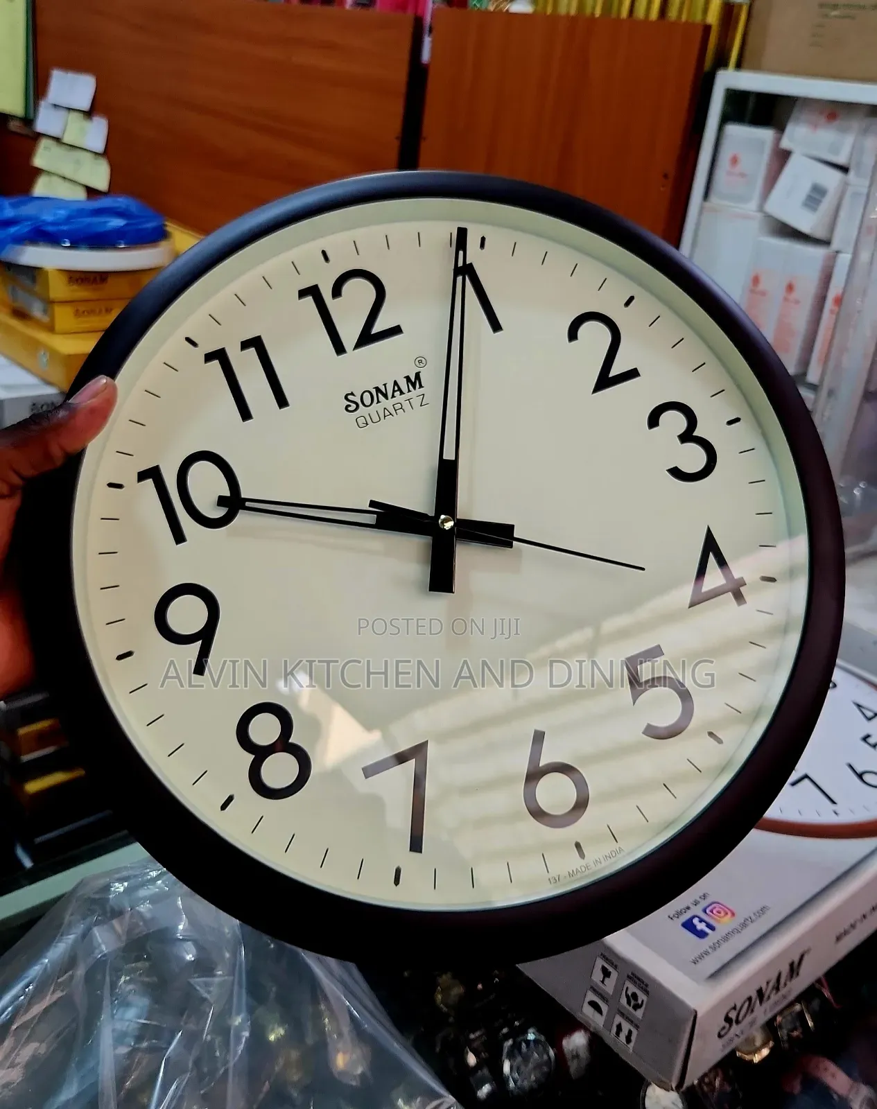 Wall Clock Round