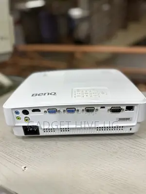 Benq DLP Projector With Remote